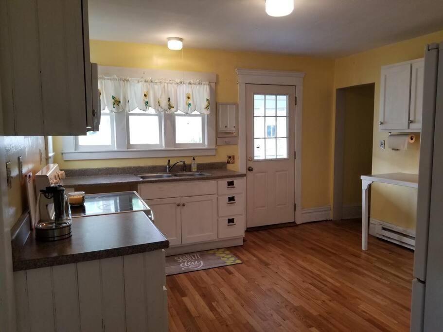 Basecampwv-Durbin. Spacious 4 Bedroom House W/Yard Zewnętrze zdjęcie