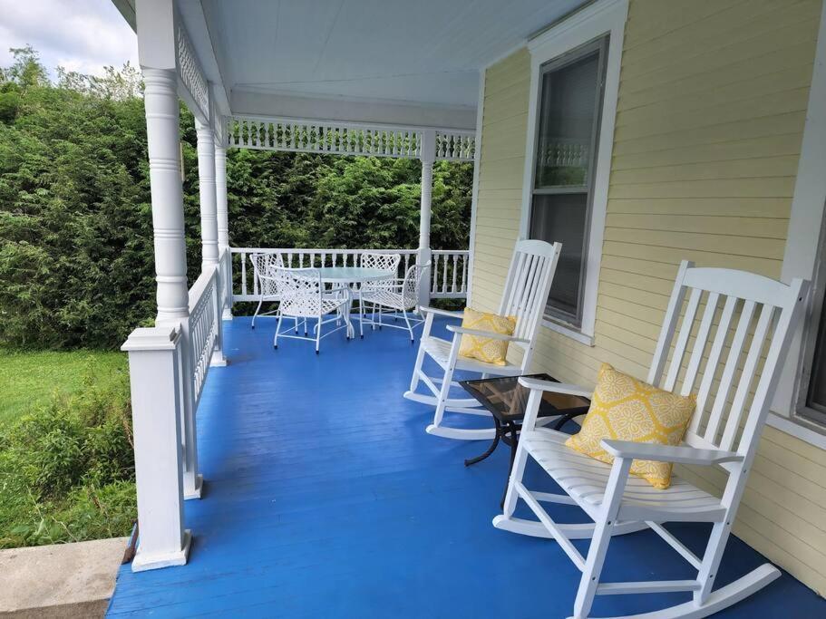 Basecampwv-Durbin. Spacious 4 Bedroom House W/Yard Zewnętrze zdjęcie